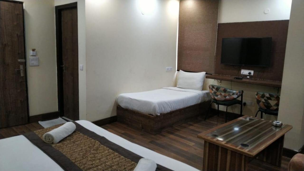 Hotel Singh Continetal Делі Екстер'єр фото