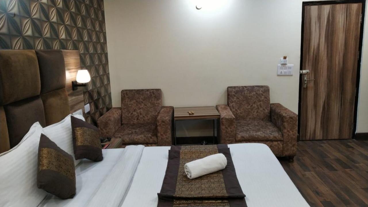 Hotel Singh Continetal Делі Екстер'єр фото