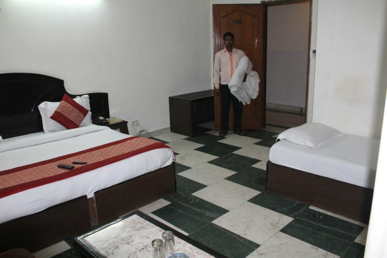 Hotel Singh Continetal Делі Екстер'єр фото