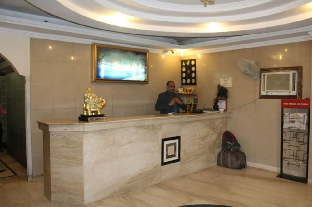 Hotel Singh Continetal Делі Екстер'єр фото