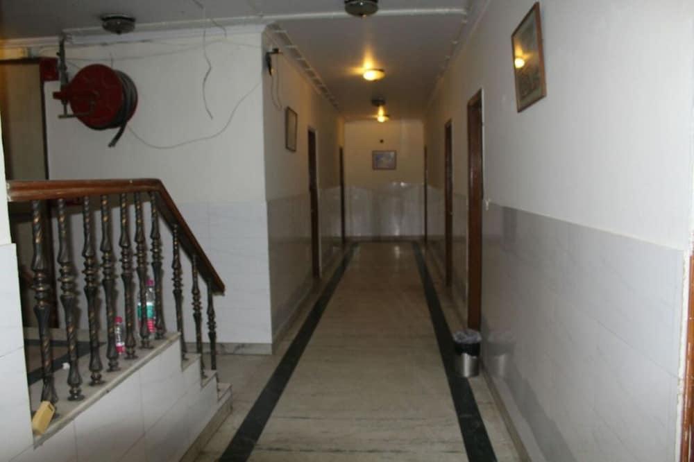 Hotel Singh Continetal Делі Екстер'єр фото