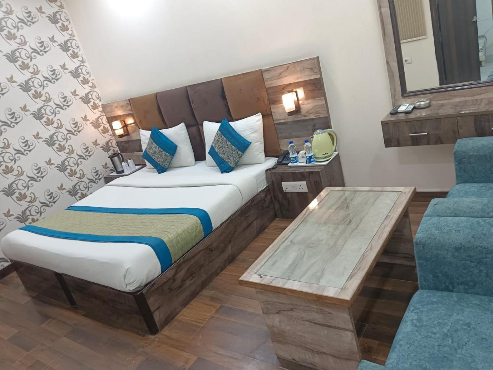 Hotel Singh Continetal Делі Екстер'єр фото